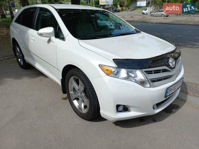 Белый Тойота Венза, объемом двигателя 3.5 л и пробегом 131 тыс. км за 15200 $, фото 1 на Automoto.ua