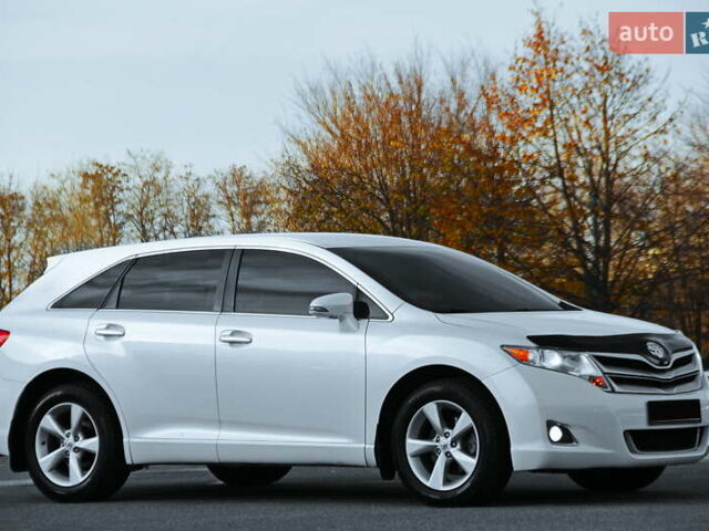 Белый Тойота Венза, объемом двигателя 2.7 л и пробегом 125 тыс. км за 14300 $, фото 1 на Automoto.ua