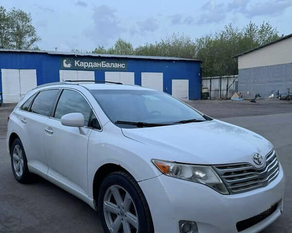 Белый Тойота Венза, объемом двигателя 2.67 л и пробегом 85 тыс. км за 16500 $, фото 1 на Automoto.ua