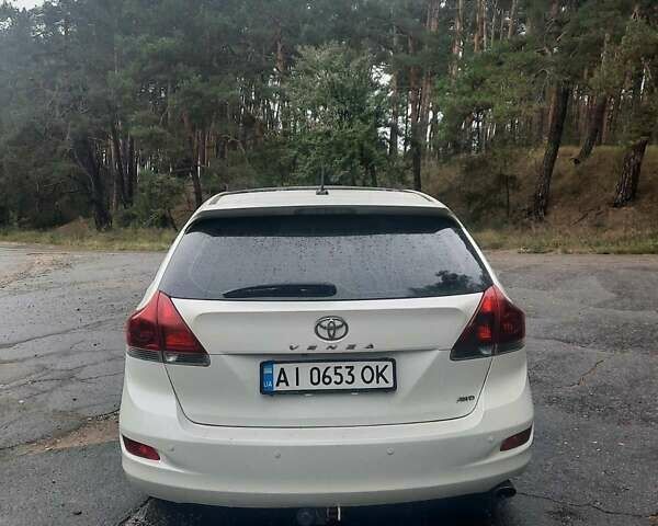 Белый Тойота Венза, объемом двигателя 2.7 л и пробегом 192 тыс. км за 16800 $, фото 1 на Automoto.ua