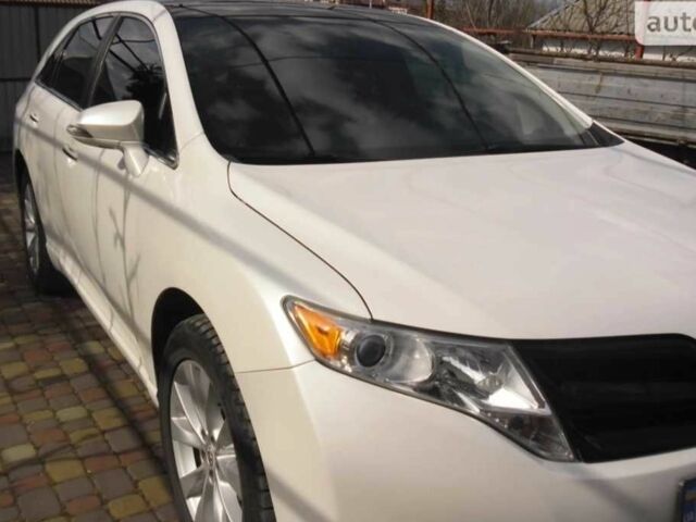 Белый Тойота Венза, объемом двигателя 2.7 л и пробегом 120 тыс. км за 15999 $, фото 1 на Automoto.ua