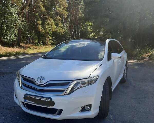 Білий Тойота Венза, об'ємом двигуна 2.7 л та пробігом 191 тис. км за 16800 $, фото 1 на Automoto.ua