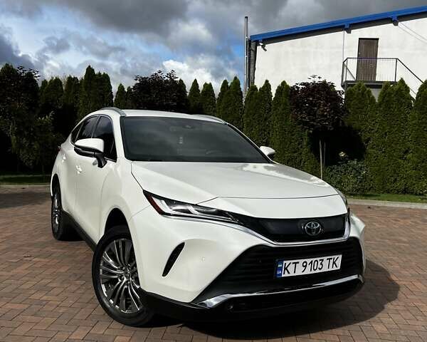 Тойота Венза 2022 в Ивано-Франковске на Automoto.ua Белый Тойота Венза, объемом двигателя 2.49 л и пробегом 77 тыс. км за 33500 $, фото 1 на Automoto.ua