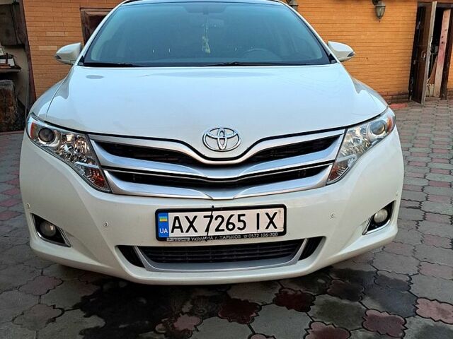 Тойота Венза 2013 у Харкові на Automoto.ua Тойота Венза, об'ємом двигуна 2.7 л та пробігом 111 тис. км за 16900 $, фото 1 на Automoto.ua