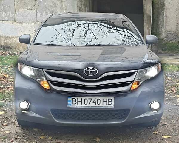 Серый Тойота Венза, объемом двигателя 3.5 л и пробегом 138 тыс. км за 12500 $, фото 1 на Automoto.ua