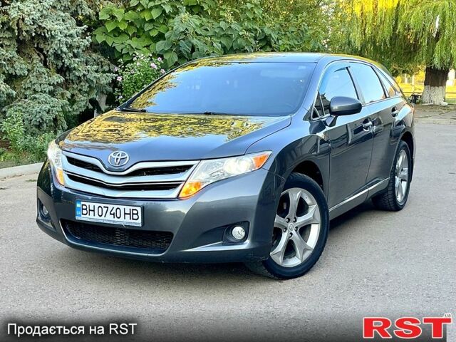 Серый Тойота Венза, объемом двигателя 3.5 л и пробегом 133 тыс. км за 10950 $, фото 1 на Automoto.ua