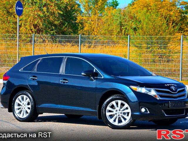 Серый Тойота Венза, объемом двигателя 2.7 л и пробегом 149 тыс. км за 15700 $, фото 1 на Automoto.ua