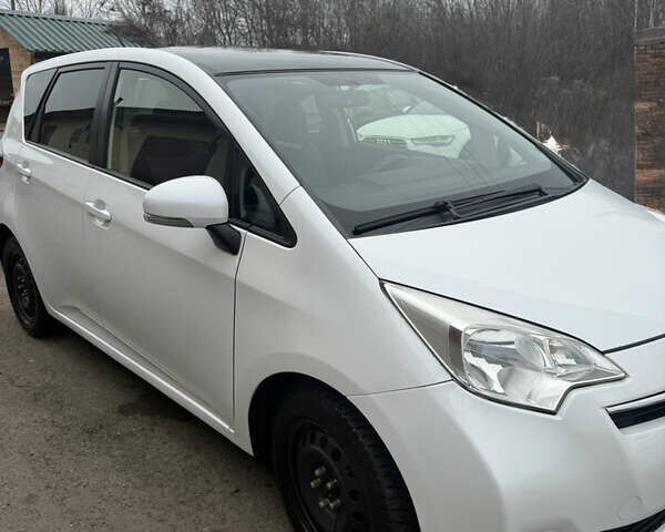 Белый Тойота Версо, объемом двигателя 1.36 л и пробегом 233 тыс. км за 7900 $, фото 1 на Automoto.ua