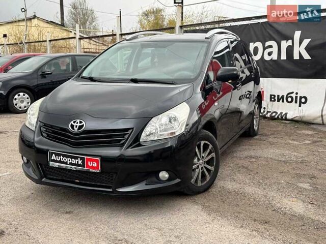 Черный Тойота Версо, объемом двигателя 2 л и пробегом 278 тыс. км за 9490 $, фото 1 на Automoto.ua