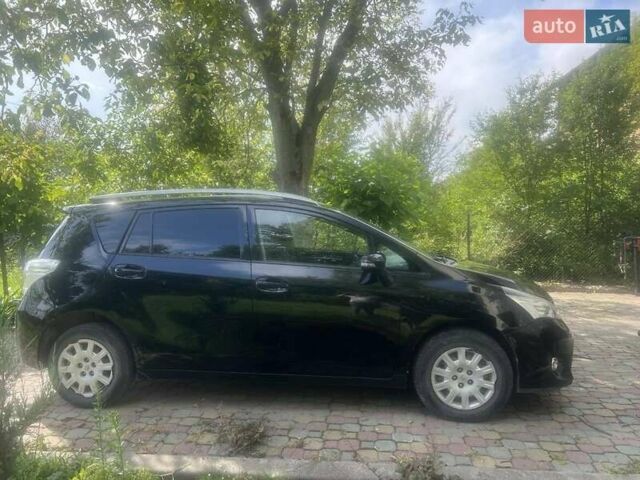 Черный Тойота Версо, объемом двигателя 1.6 л и пробегом 270 тыс. км за 9000 $, фото 1 на Automoto.ua