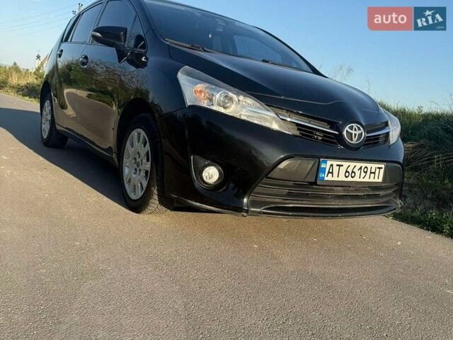Черный Тойота Версо, объемом двигателя 1.6 л и пробегом 247 тыс. км за 12400 $, фото 1 на Automoto.ua