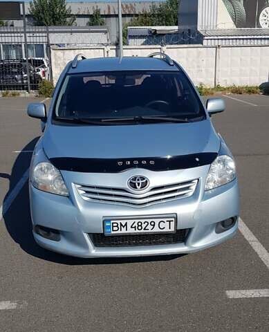 Синій Тойота Версо, об'ємом двигуна 1.6 л та пробігом 200 тис. км за 8100 $, фото 1 на Automoto.ua
