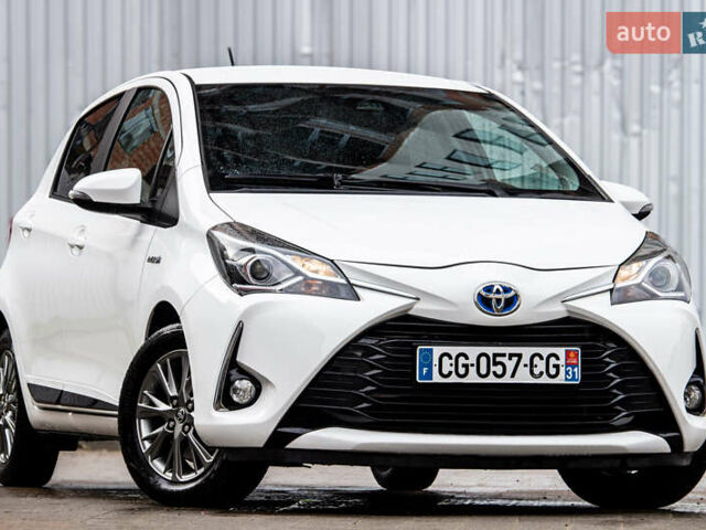 Белый Тойота Ярис, объемом двигателя 1.5 л и пробегом 112 тыс. км за 14900 $, фото 1 на Automoto.ua