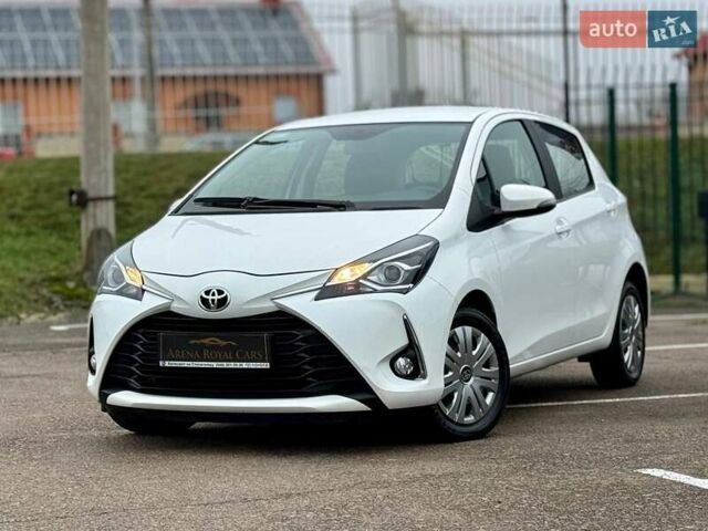 Белый Тойота Ярис, объемом двигателя 1.5 л и пробегом 52 тыс. км за 15400 $, фото 1 на Automoto.ua