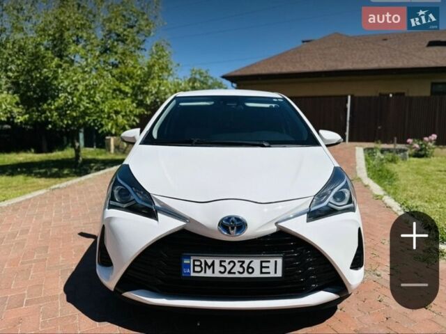 Білий Тойота Яріс, об'ємом двигуна 1.5 л та пробігом 65 тис. км за 14500 $, фото 1 на Automoto.ua