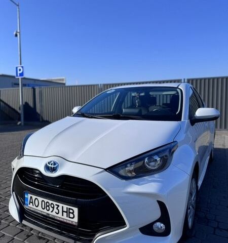 Белый Тойота Ярис, объемом двигателя 1.49 л и пробегом 53 тыс. км за 17500 $, фото 1 на Automoto.ua