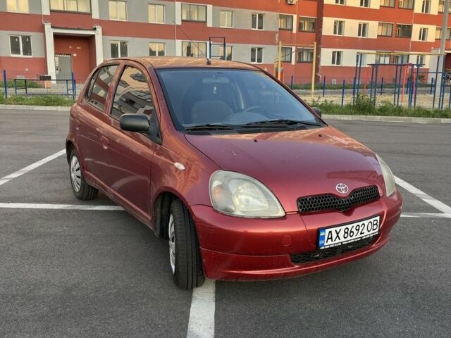 Червоний Тойота Яріс, об'ємом двигуна 1.3 л та пробігом 199 тис. км за 3600 $, фото 1 на Automoto.ua