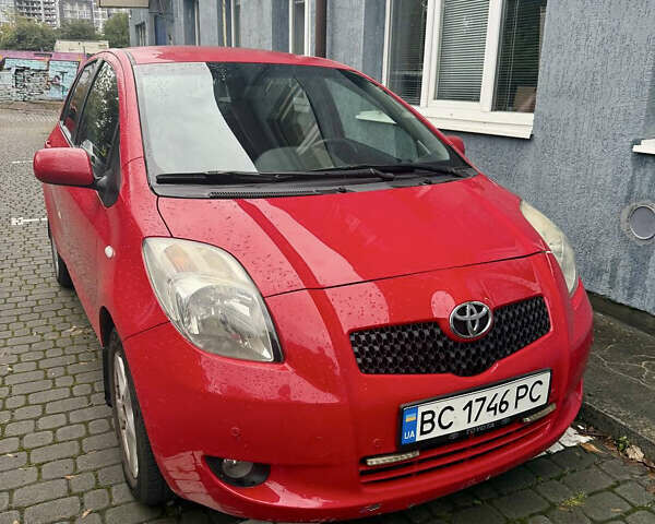 Тойота Яріс 2006 у Львові на Automoto.ua Червоний Тойота Яріс, об'ємом двигуна 1.3 л та пробігом 149 тис. км за 4900 $, фото 1 на Automoto.ua