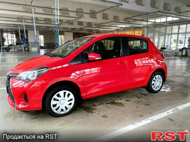 Червоний Тойота Яріс, об'ємом двигуна 1.3 л та пробігом 35 тис. км за 12300 $, фото 1 на Automoto.ua