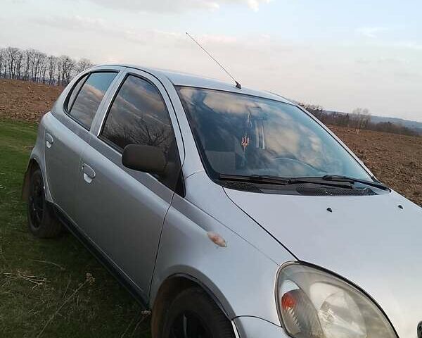 Тойота Яріс, об'ємом двигуна 1 л та пробігом 395 тис. км за 3500 $, фото 1 на Automoto.ua