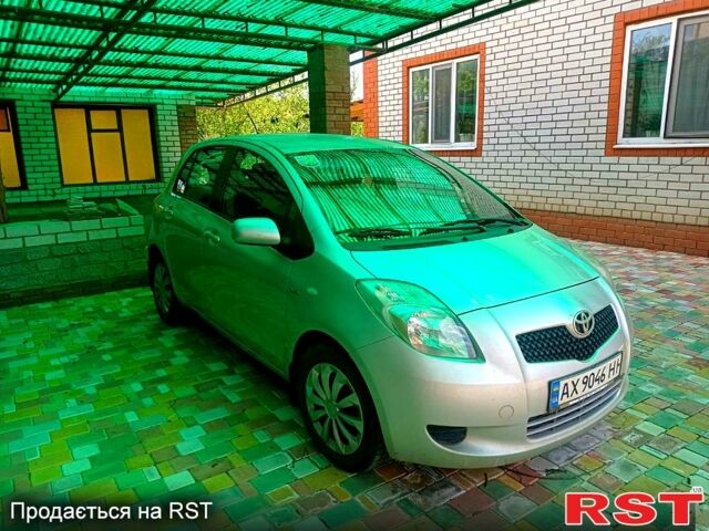 Тойота Ярис, объемом двигателя 1.4 л и пробегом 193 тыс. км за 5800 $, фото 1 на Automoto.ua