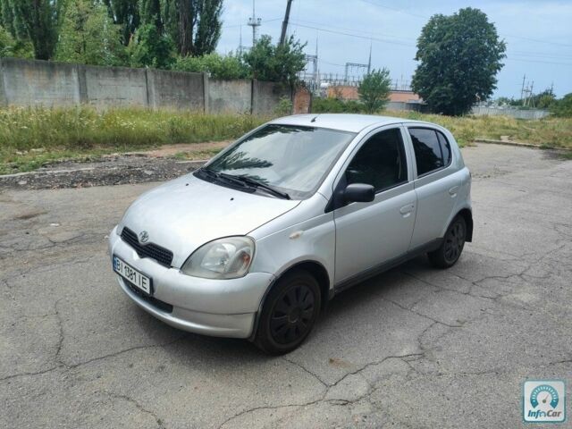 Сірий Тойота Яріс, об'ємом двигуна 1 л та пробігом 397 тис. км за 3500 $, фото 1 на Automoto.ua