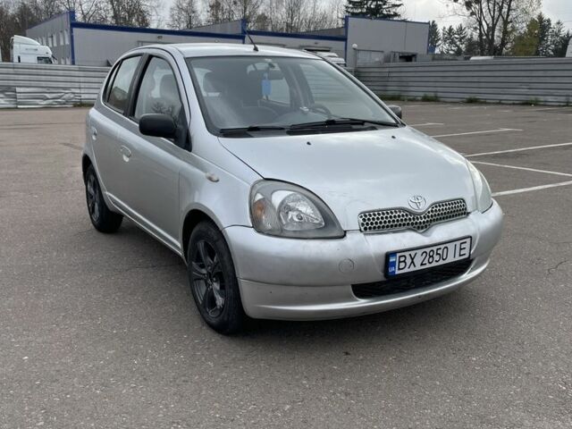 Серый Тойота Ярис, объемом двигателя 1.3 л и пробегом 238 тыс. км за 2999 $, фото 1 на Automoto.ua