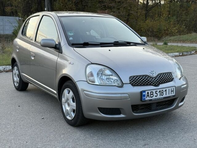 Серый Тойота Ярис, объемом двигателя 1 л и пробегом 1 тыс. км за 4137 $, фото 1 на Automoto.ua