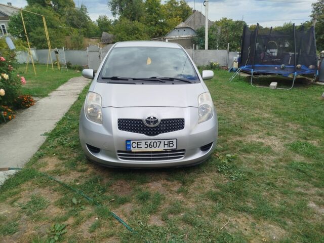 Сірий Тойота Яріс, об'ємом двигуна 1.2 л та пробігом 184 тис. км за 6502 $, фото 1 на Automoto.ua