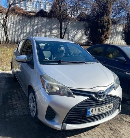 Сірий Тойота Яріс, об'ємом двигуна 1.5 л та пробігом 134 тис. км за 13000 $, фото 1 на Automoto.ua