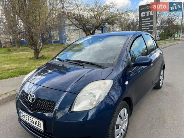 Синий Тойота Ярис, объемом двигателя 1 л и пробегом 181 тыс. км за 5700 $, фото 1 на Automoto.ua