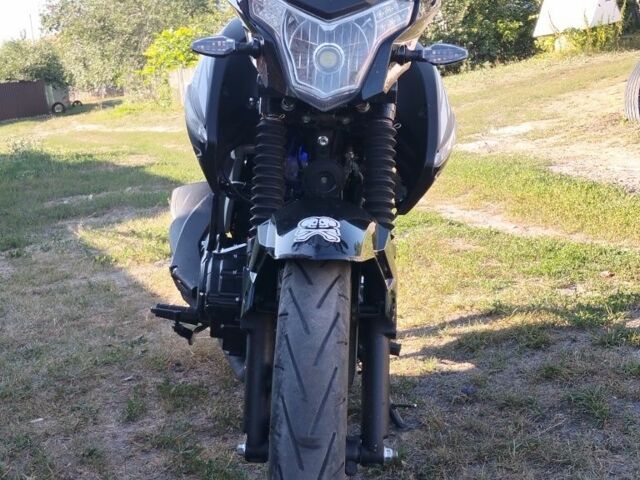 Синий Тойота Ярис, объемом двигателя 1 л и пробегом 150 тыс. км за 5750 $, фото 1 на Automoto.ua