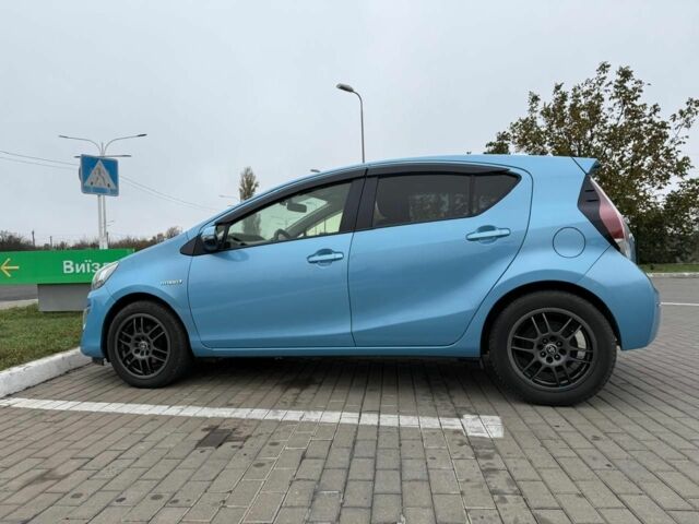 Синий Тойота Ярис, объемом двигателя 1.5 л и пробегом 112 тыс. км за 10500 $, фото 1 на Automoto.ua