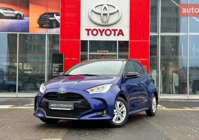 Синий Тойота Ярис, объемом двигателя 1.49 л и пробегом 3 тыс. км за 29492 $, фото 1 на Automoto.ua