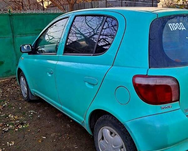 Зеленый Тойота Ярис, объемом двигателя 1 л и пробегом 254 тыс. км за 3000 $, фото 1 на Automoto.ua