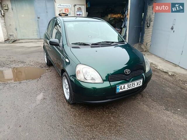 Зеленый Тойота Ярис, объемом двигателя 1.3 л и пробегом 340 тыс. км за 3700 $, фото 1 на Automoto.ua
