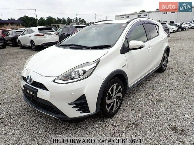 Білий Тойота Aqua, об'ємом двигуна 1.5 л та пробігом 136 тис. км за 12800 $, фото 1 на Automoto.ua