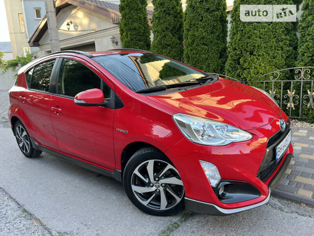 Червоний Тойота Aqua, об'ємом двигуна 1.5 л та пробігом 66 тис. км за 10900 $, фото 1 на Automoto.ua