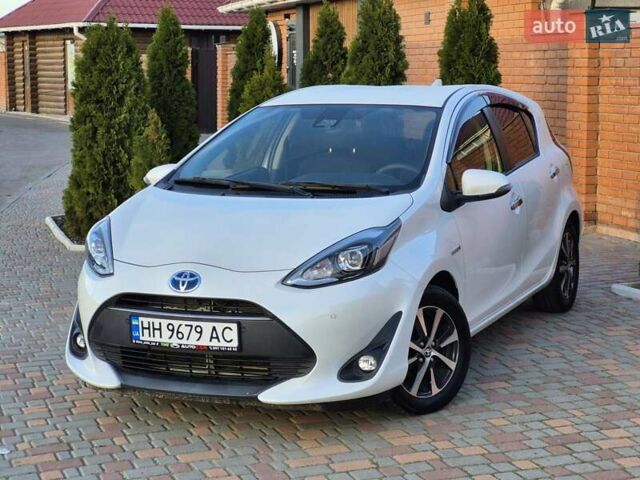 Тойота Aqua, об'ємом двигуна 1.5 л та пробігом 90 тис. км за 12799 $, фото 1 на Automoto.ua