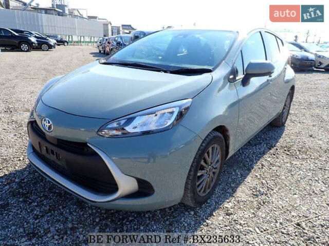Серый Тойота Aqua, объемом двигателя 1.5 л и пробегом 47 тыс. км за 16500 $, фото 1 на Automoto.ua