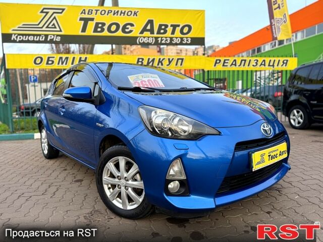 Синий Тойота Aqua, объемом двигателя 1.5 л и пробегом 125 тыс. км за 10350 $, фото 1 на Automoto.ua