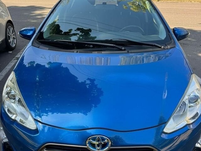 Синій Тойота Aqua, об'ємом двигуна 1.5 л та пробігом 81 тис. км за 11000 $, фото 1 на Automoto.ua