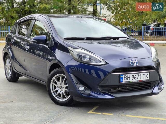 Синий Тойота Aqua, объемом двигателя 1.5 л и пробегом 76 тыс. км за 12799 $, фото 1 на Automoto.ua