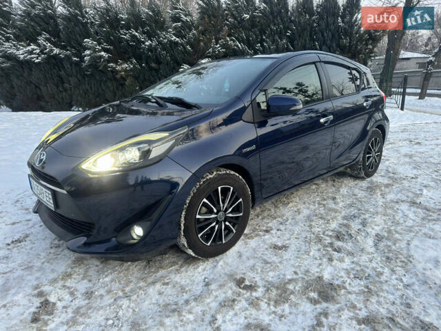 Синий Тойота Aqua, объемом двигателя 1.5 л и пробегом 112 тыс. км за 12500 $, фото 1 на Automoto.ua