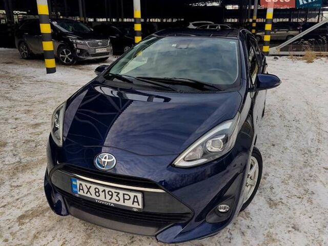 Синий Тойота Aqua, объемом двигателя 1.5 л и пробегом 48 тыс. км за 13300 $, фото 1 на Automoto.ua