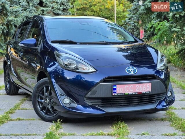 Синий Тойота Aqua, объемом двигателя 1.5 л и пробегом 69 тыс. км за 13300 $, фото 1 на Automoto.ua