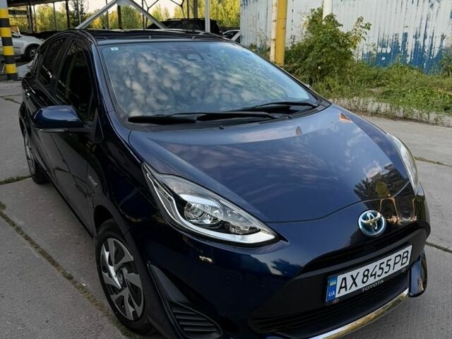 Синий Тойота Aqua, объемом двигателя 1.5 л и пробегом 84 тыс. км за 13500 $, фото 1 на Automoto.ua