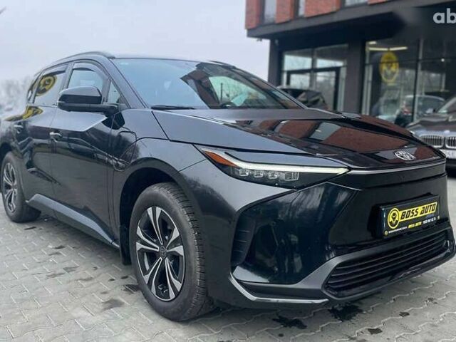 Тойота bZ, объемом двигателя 4.25 л и пробегом 30 тыс. км за 25000 $, фото 1 на Automoto.ua