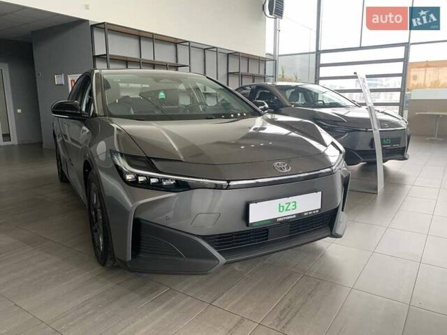 Серый Тойота bZ3, объемом двигателя 0 л и пробегом 1 тыс. км за 21000 $, фото 1 на Automoto.ua