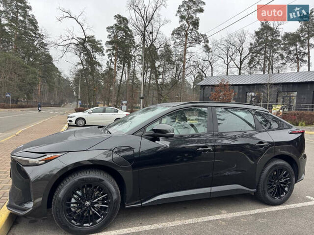 Черный Тойота bZ4X, объемом двигателя 0 л и пробегом 18 тыс. км за 29000 $, фото 1 на Automoto.ua